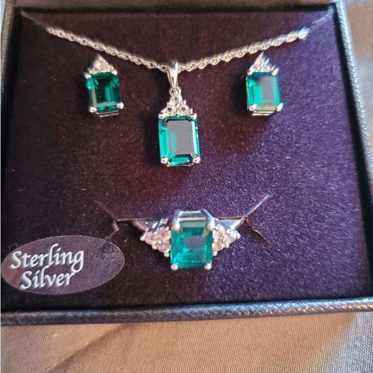Emerald & White Sapphire Set